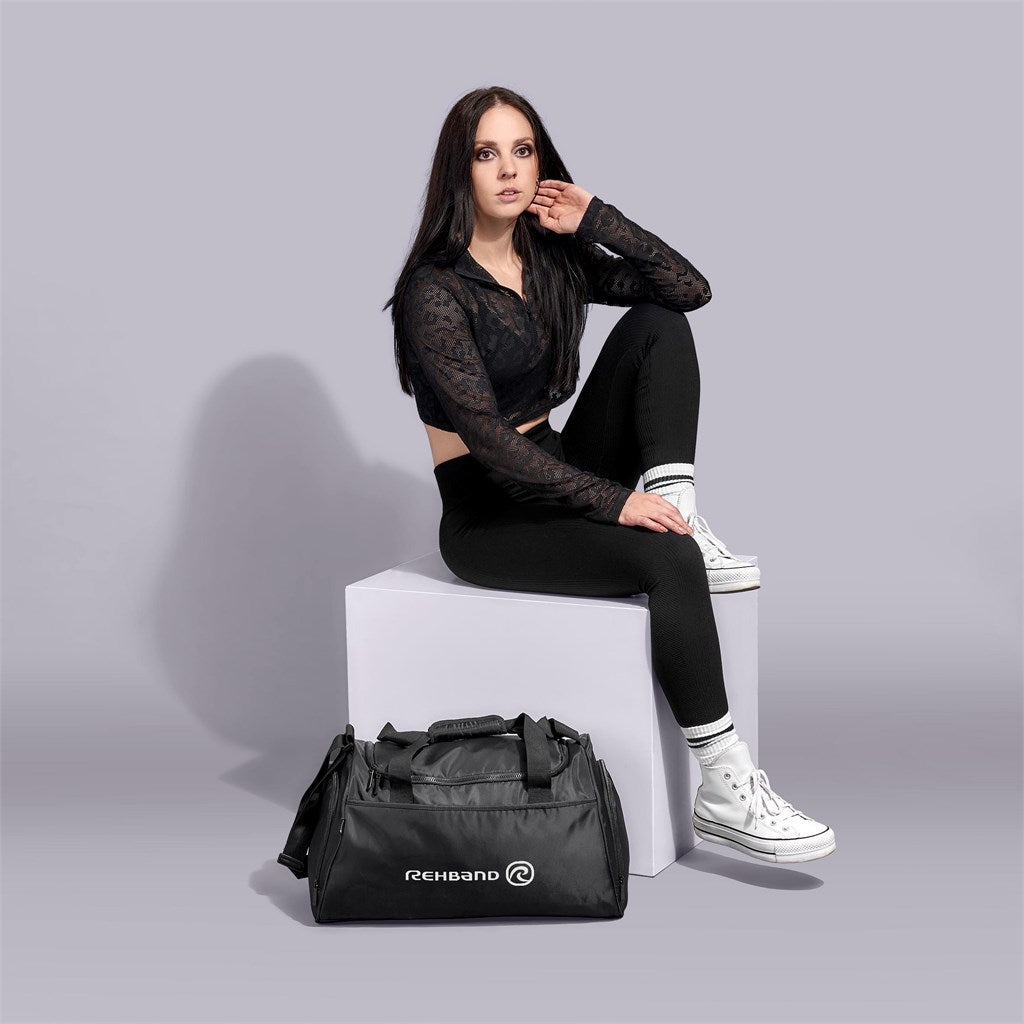 Stylish Eva & Elm Saturn Sports Bag for Ultimate Versatility - Brand your company Logo! Get a quote - Promo Lingo